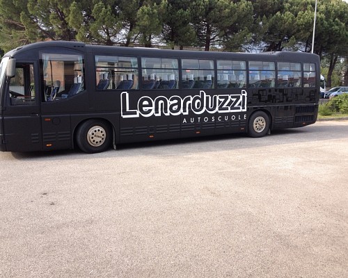 decorazione bus Lenarduzzi